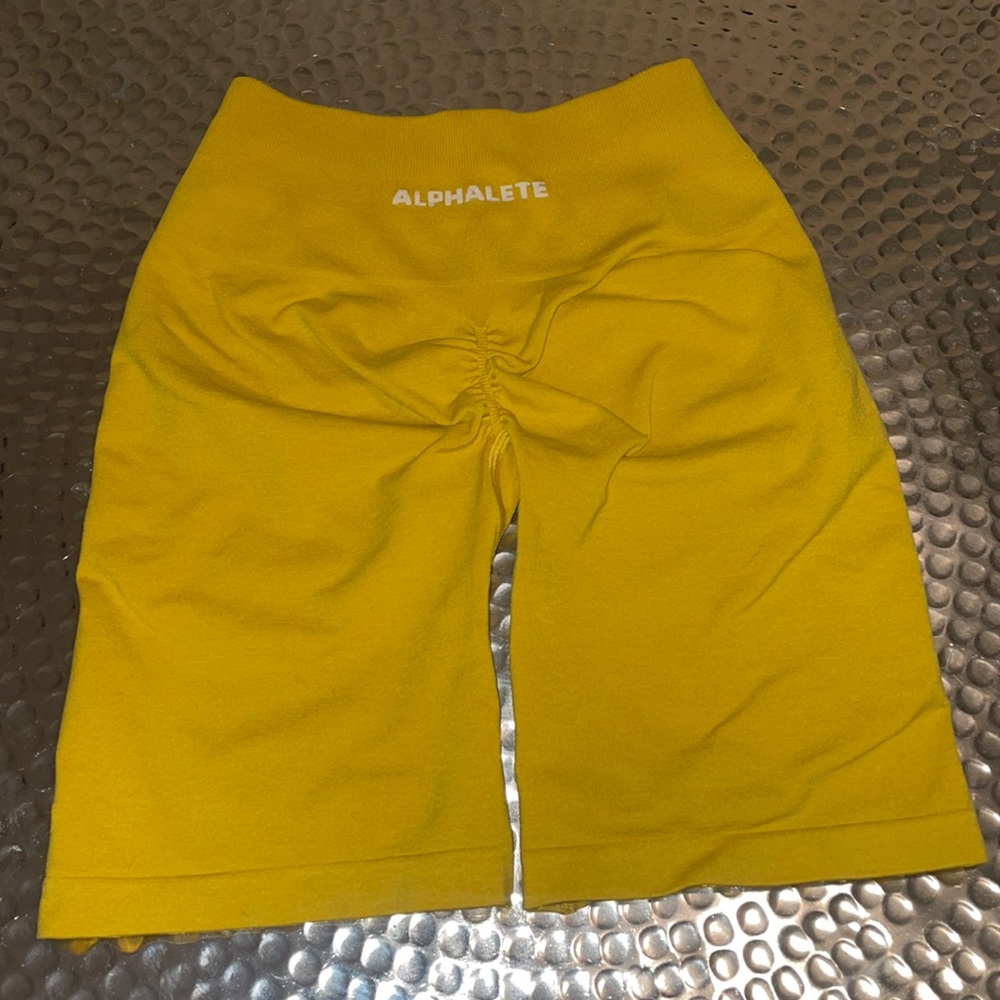 Alphalete Amplify Short